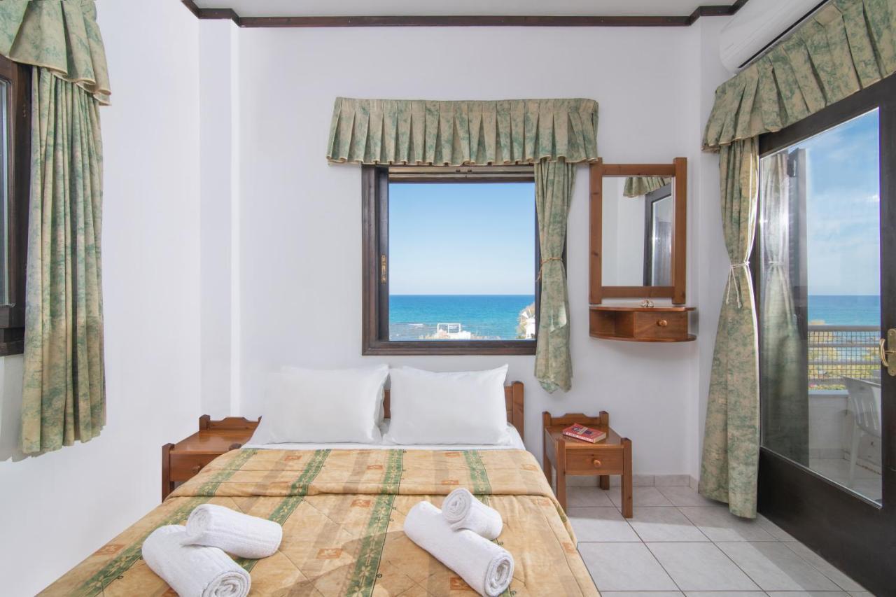 Iliostasi Beach Apartments Hersonissos  Bagian luar foto